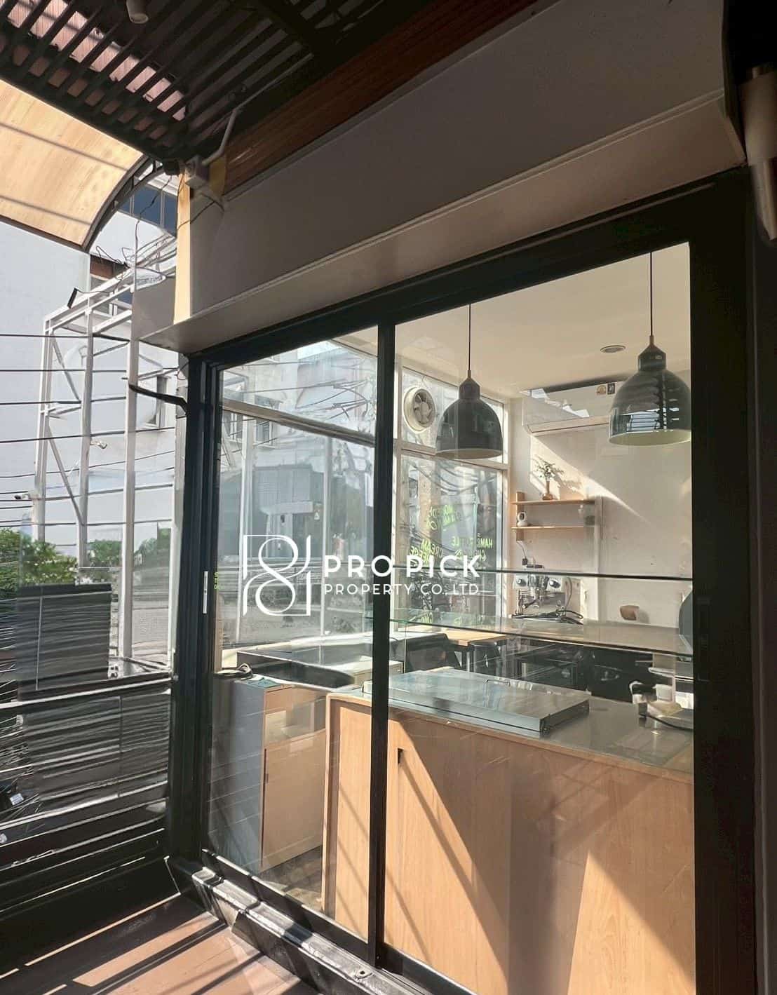 For Rent Retail Space BTS Phromphong Watthana Sukhumvit PP-00001