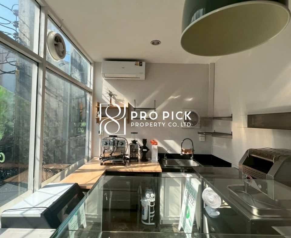 For Rent Retail Space BTS Phromphong Watthana Sukhumvit PP-00001