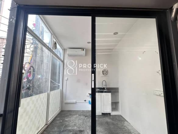 For Rent Retail Space BTS Phromphong Watthana Sukhumvit PP-00001